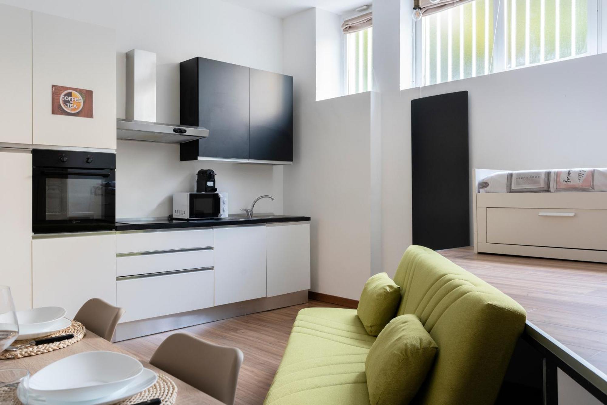 Elegant Sweet Home Suite - Milan, 15 Minute Duomo Екстериор снимка